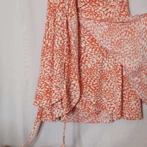 FREE PEOPLE French Quarter Orange Ruffle Print Mini Wrap Dress. Size XS. - Picture 10 of 15